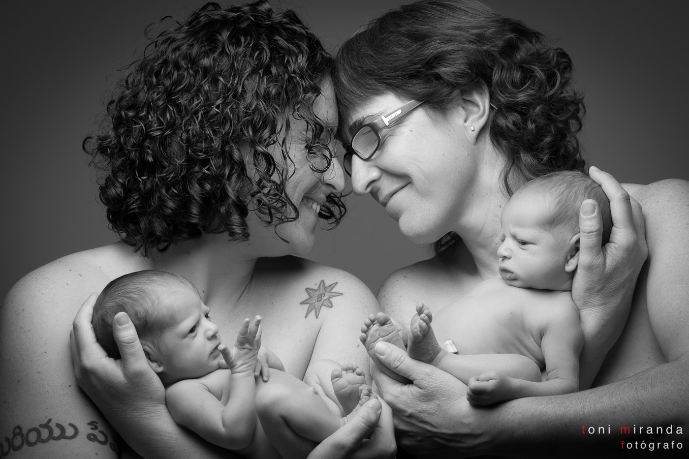 madres con preciosos mellizos 